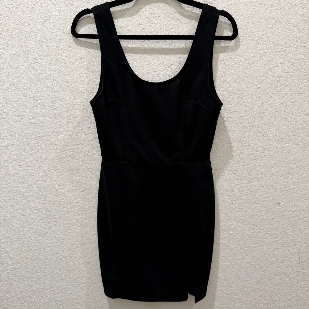 Entro Black Sleeveless Scoop Neck Bodycon Mini Dress Side Slit Size M NEW